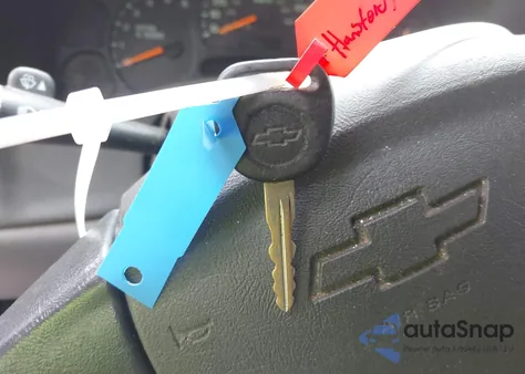 2005 Chevrolet Silverado 1500 Z71 из США, поврежденный, VIN 1GCEK19B25E216128